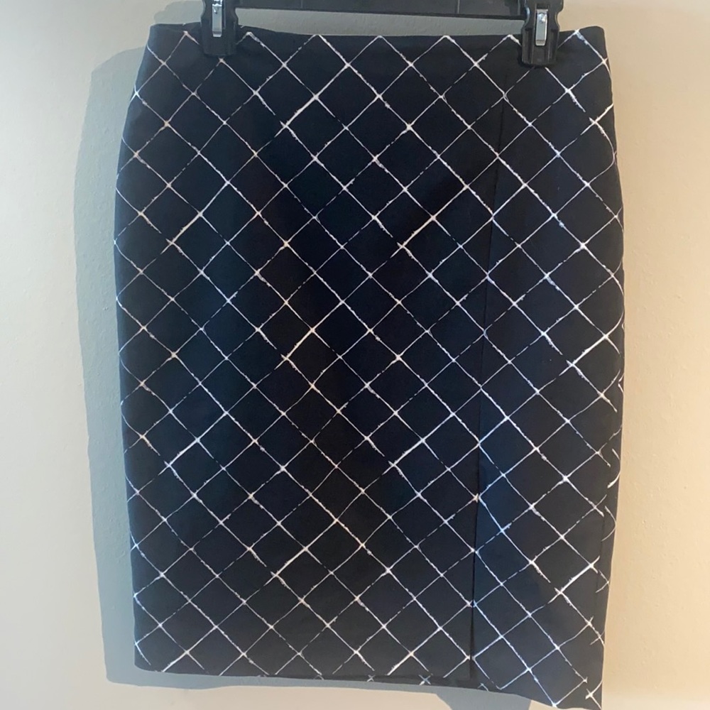 White House Black Market Pencil Skirt